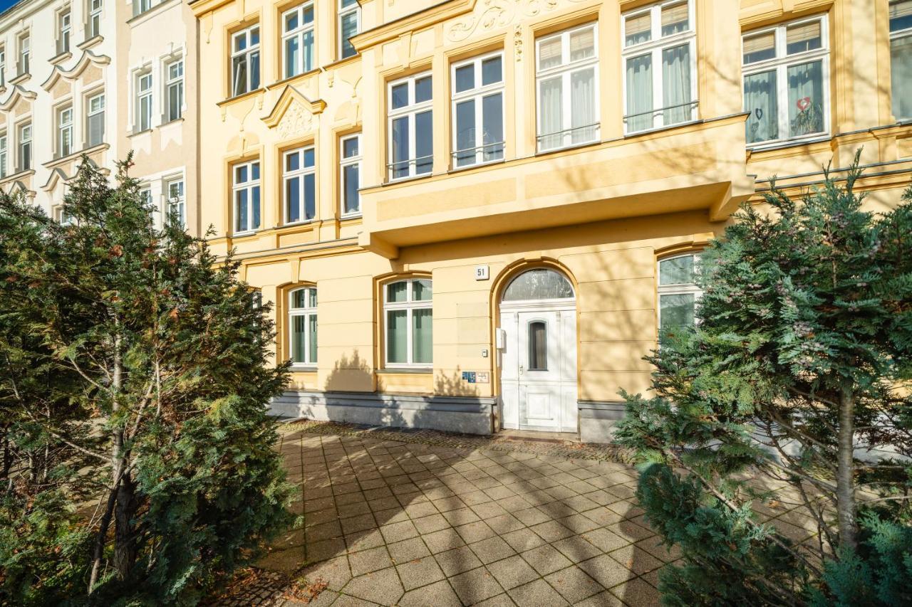 Blissplace 3 Zi Premium Apartment Nahe Getec Arena Mit Kingsize Betten Und Balkon Magdeburgo Esterno foto
